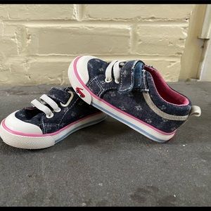 See Kai Run Kristin Sneaker (baby/toddler size 5)